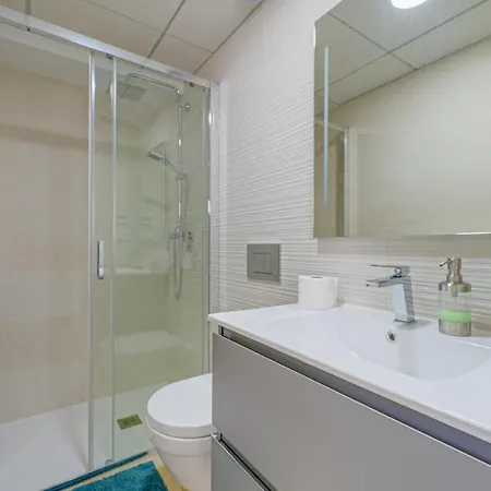 Apartment Duplex *